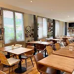 Ibis Styles Paris Tolbiac Bibliotheque