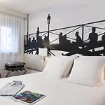 Ibis Styles Paris Tolbiac Bibliotheque
